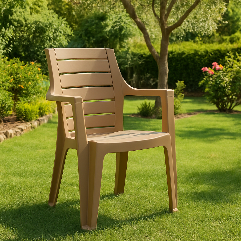 Градински стол с подлакътници - капучино